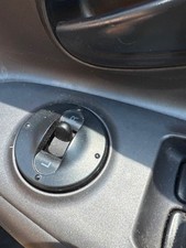 2005 Hyundai Elantra XD Electric Mirror Switch Sedan/Hatch #B824