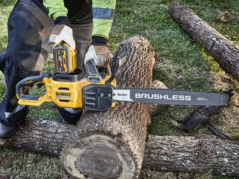 Dewalt DCMCS575X1 XR FlexVolt Chainsaw Brushless 50cm Bar 54V 1 x 9ah Battery - Image 4 of 4