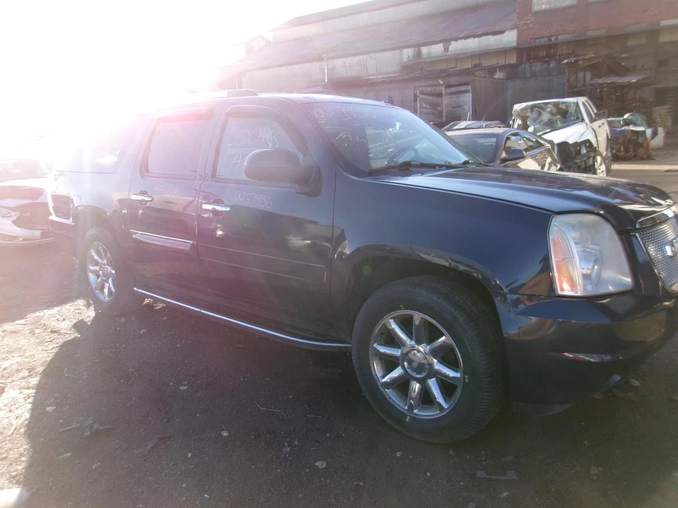 Used Air Suspension Compressor fits: 2008 Gmc Yukon xl 1500 automatic leveling c - Image 2 of 4