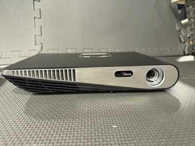 Optoma ML1000 Portable LED DLP Projector WXGA 1000 Lumens HDMI w/ Case & Cord