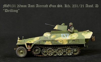 MG 151 20mm Anti Aircraft Gun Sd.Kfz. 251/21  Drilling  Esc 1/35 Built