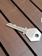 Vintage RAC - Royal Automobile Club - Yale Phone Box Key