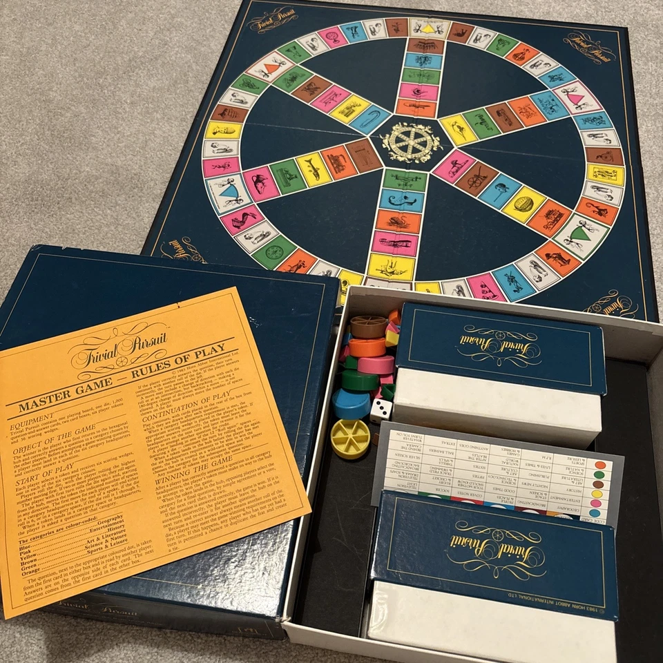 Trivial Pursuit Master Game Genus Edition 1983 - Parker Horn Abbot Complete - Image 3 of 4