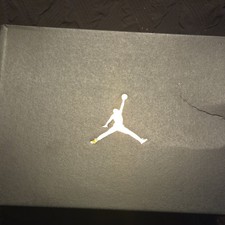 Jordan Air Jordan 1 Mid Unisex Kids Sneaker W...