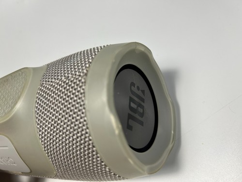 JBL Charge 3 Bluetooth Lautsprecher Tragbares Lautsprechersystem - Grau - Bild 6 von 9