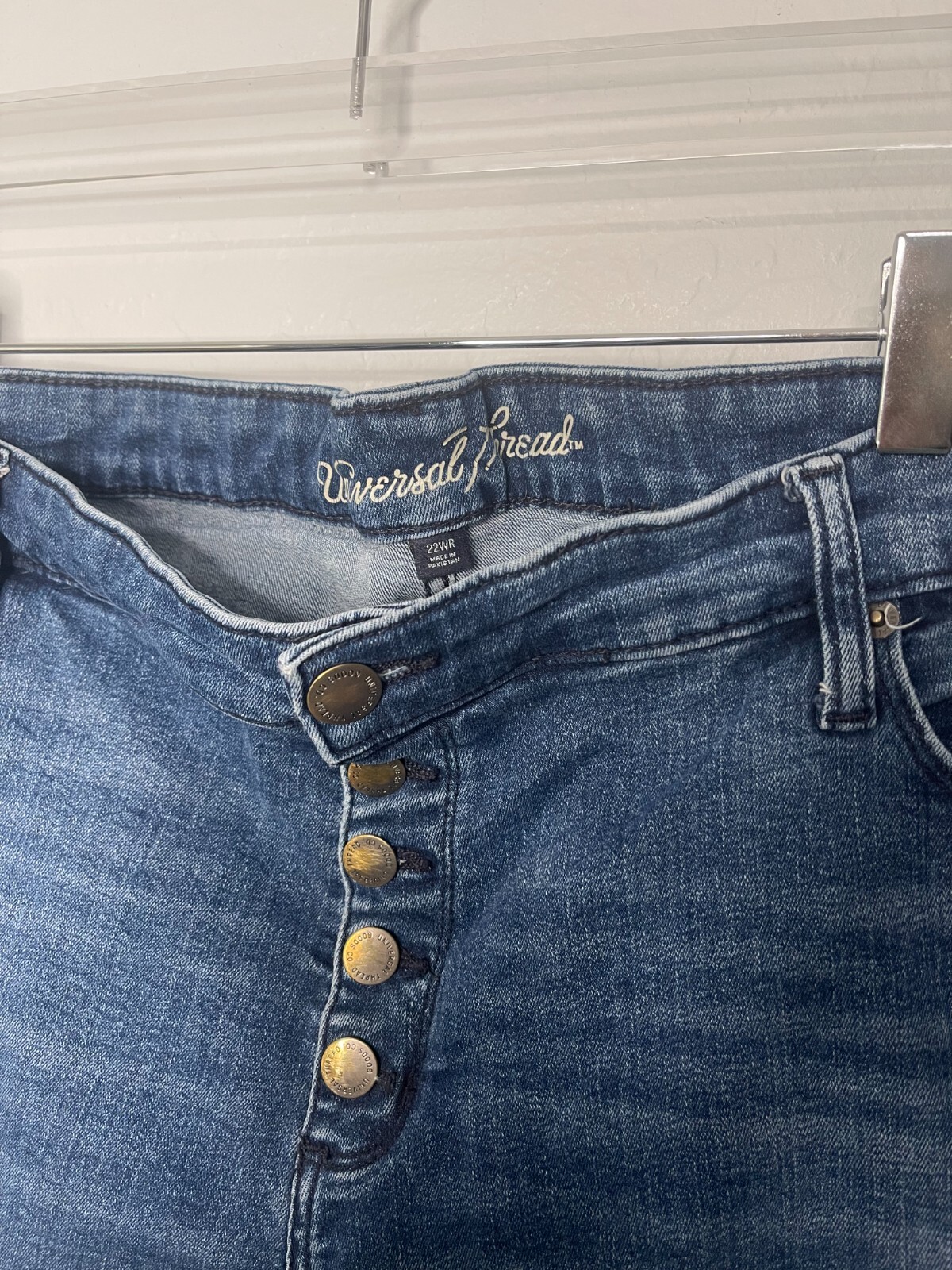 Universal Thread Button Fly Raw Hem/Cuffed Jean S… - image 4