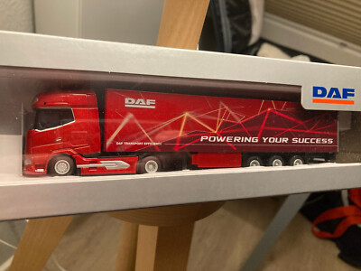 DAF Truck XG+ MY25 4x2 + Box Trailer   3 Axle,  Neu und OVP,  IAA2024 1:87