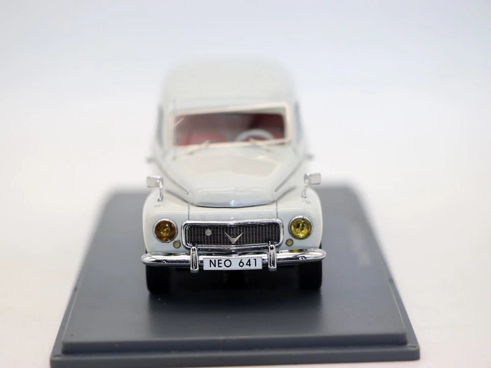 NEO Scale Models 1/43 Scale Volvo PV445 Duett Van Special Limited Edition - Image 4 of 4