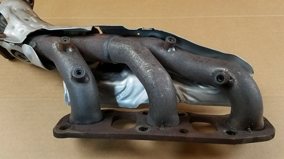 ⭐⭐ 原始设备制造商 INFINITI Q50 Q60 Q70 尼桑 370Z 前左侧出口机头 — 第 4/4 张图片