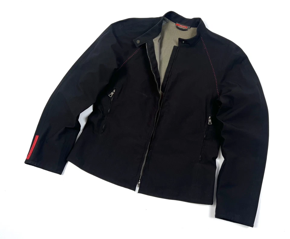 Auténtica chaqueta cortavientos informal ligera Gore-Tex negra PRADA PARA MUJER - 42 M Foto 4 de 4