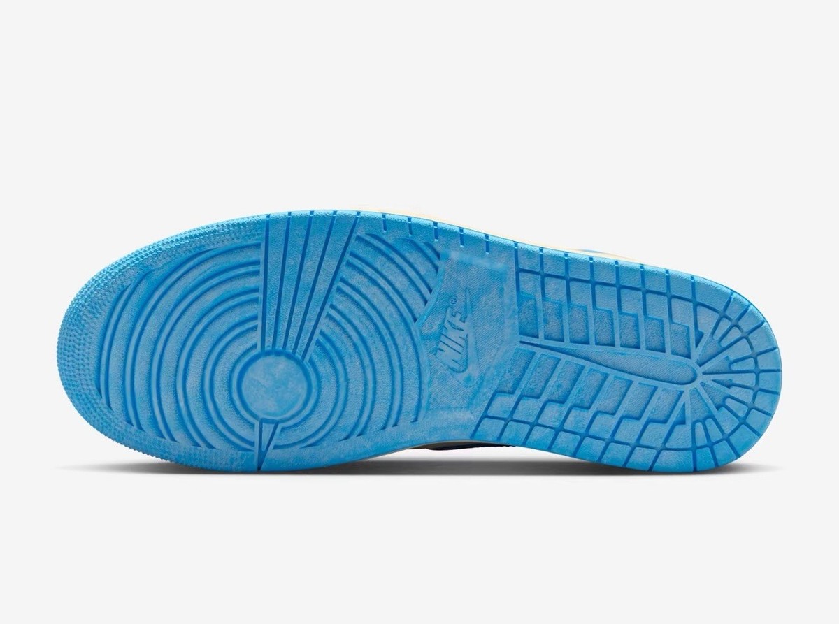 シューズ(男性用) Air Jordan 1 High OG UNC Reimagined 28.5 Jordan 1 Retro High OG University of North Carolina PE for