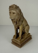 "Figura de león de resina sentado 3"" arte vintage"