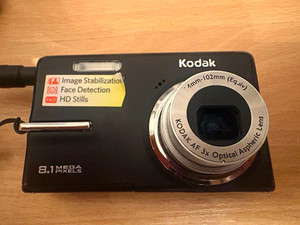 Kodak M893 IS Compact Digital Camera 8.1MP 3x Zoom IS Flash Black/Silver