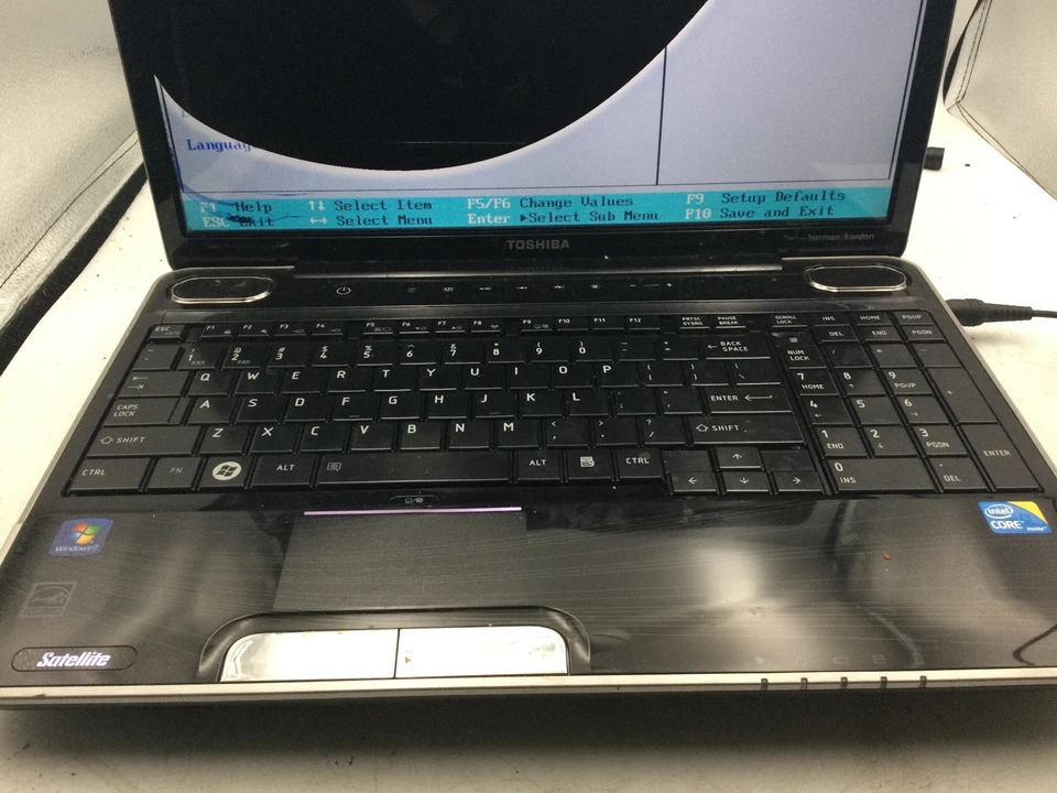 TOSHIBA SATELLITE A505 - BOOTS TO BIOS - INTEL CORE 2 DUO - 4GB RAM - READ - BB! - Image 3 of 4