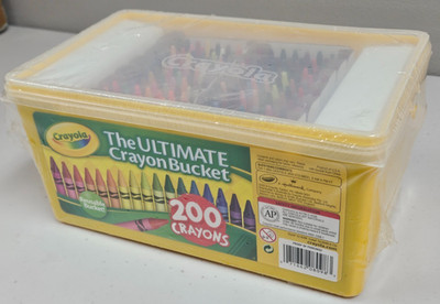 BRAND NEW Crayola 200 Crayons The Ultimate Crayon Reusable Bucket Great for kids
