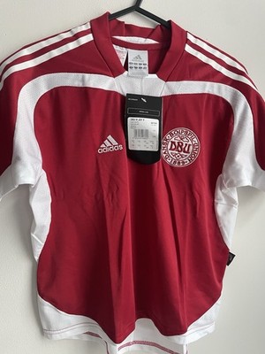 Original Denmark 2004 Home Shirt Size 28/30 Youth Small 8-10 Years BNWT