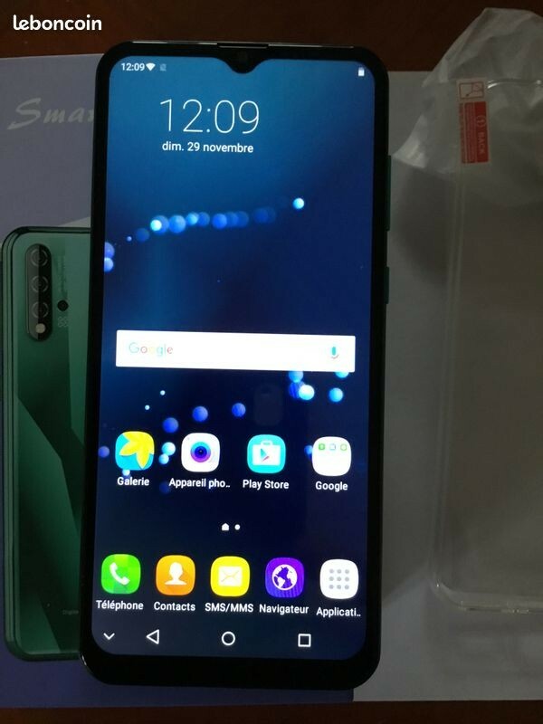 Smartphone chinois vert de 8 Go idéal pour vos photos de voyage en nature