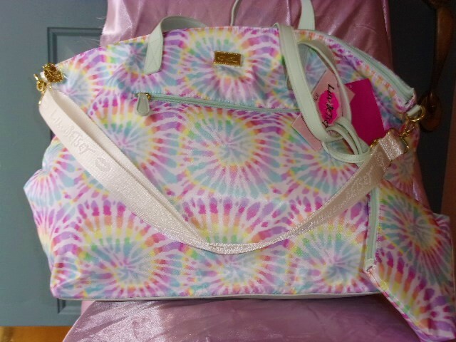 betsey johnson daisy purse