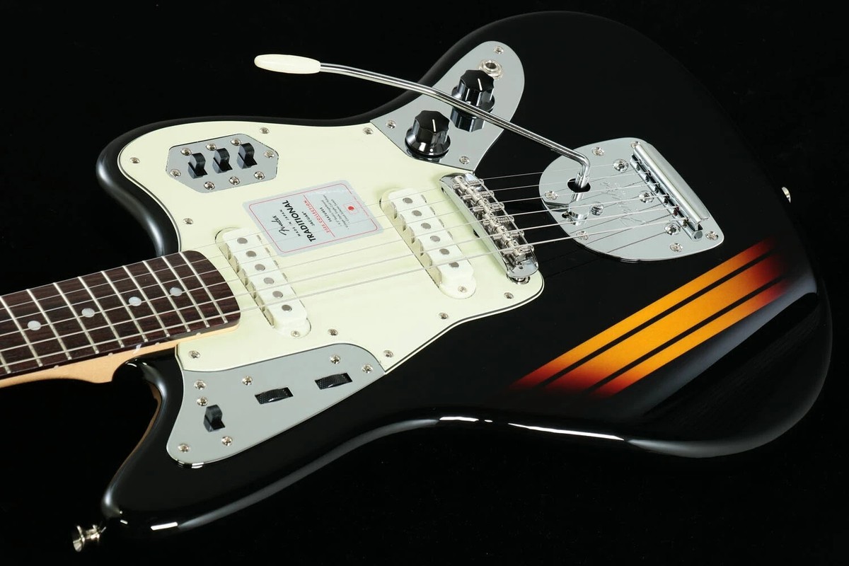 Fender MIJ Traditional 2025 60s Jaguar Competition Black 3-Color