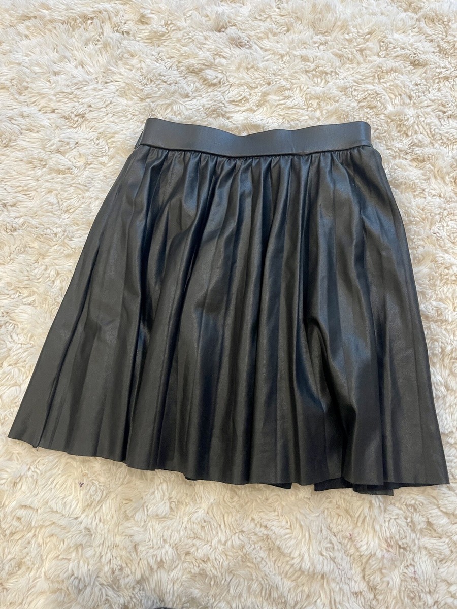 Zara Girls Skirt Pleated Faux Leather Black Size 9 Elastic