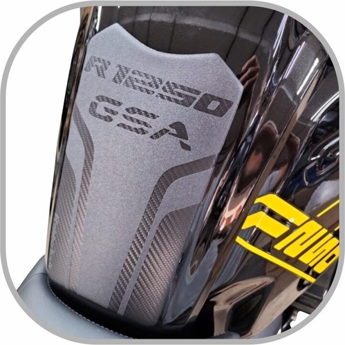 RubbaTech BMW R1250GSA rubber tank pad - Bonus Pack - Picture 4 of 7