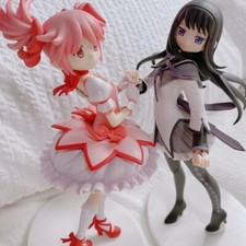 Puella Magi Magica  Madoka Kaname & Homura Akemi SQ Figure Set of 2 No box