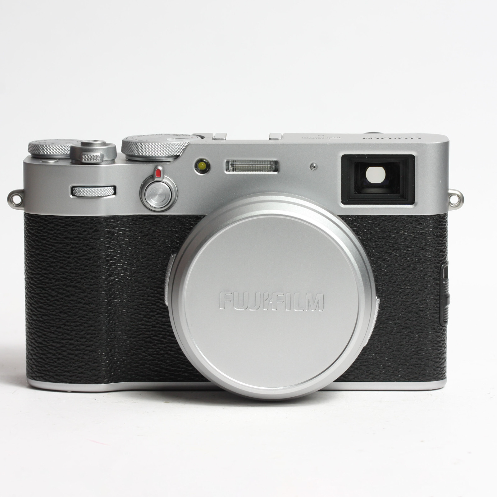 Fujifilm X100V 26.1MP Compact Camera Silver BOXED with Accessories