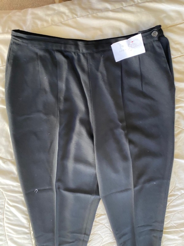 Alfred Dunner Pants 18w Black 100 % Wool Crepe Elastic In Back, Side Placket