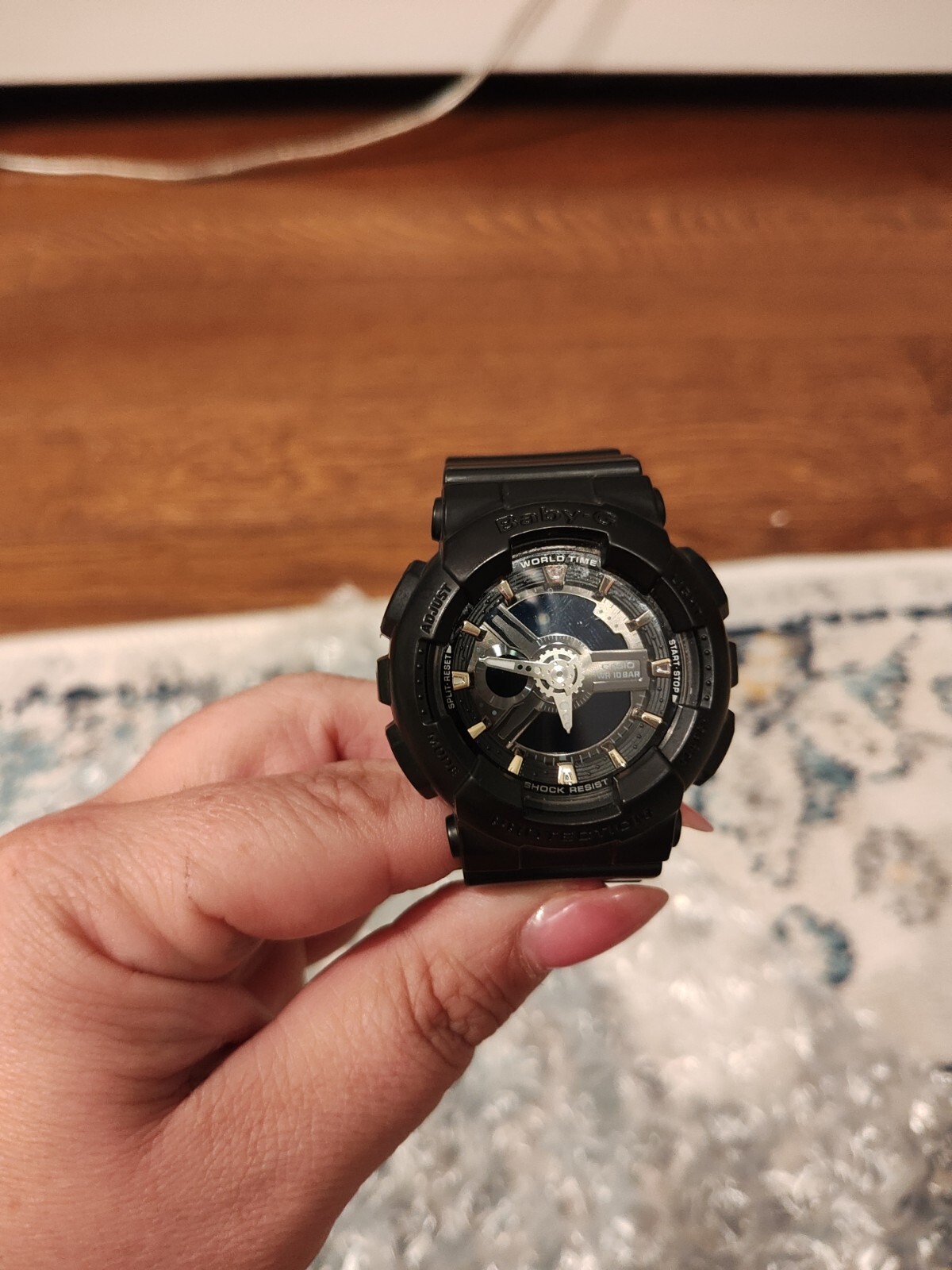 Orologio Casio donna bambino modello G BA-110 nero e oro