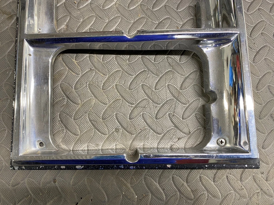 Dodge 1979-1985 tamaño completo Ram Van B150 B250 B350 faros bisel lado izquierdo Foto 3 de 4