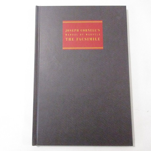 Joseph Cornell Manual of Marvels Vintage Fine Art Interactive Collage Books & CD - Foto 4 di 17