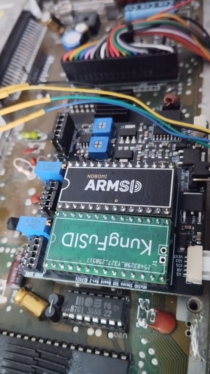 4x KungFuSID SID-emulator for Commodore 64/64C/128