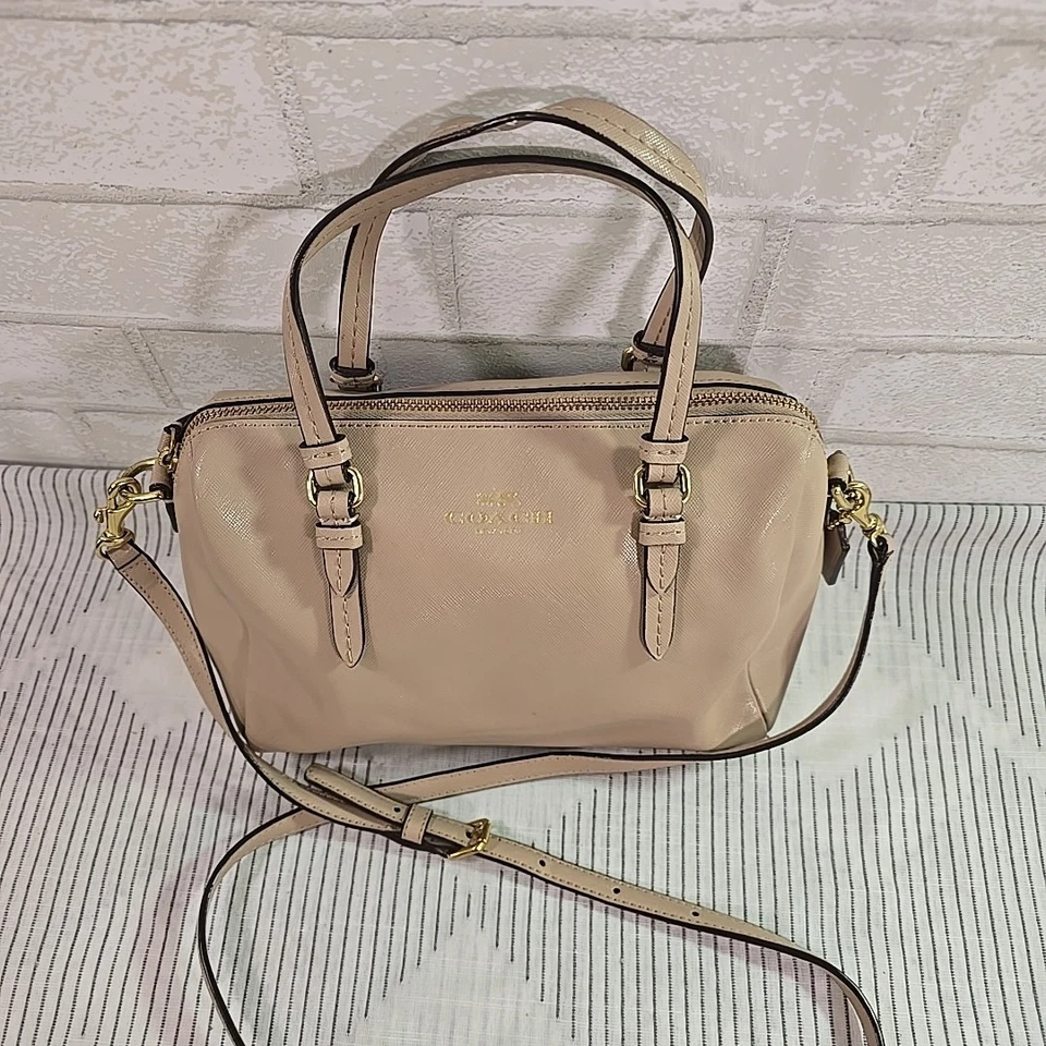 Coach Women's Handbag Saffiano Leather Beige Satchel Crossbody Gold Hardware - Изображение 3 из 4