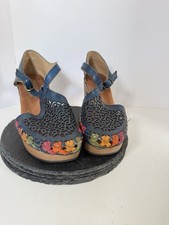 Vintage D ARTE Mexican Huarache Leather Platform Sandals. Stamped Mexican size 7