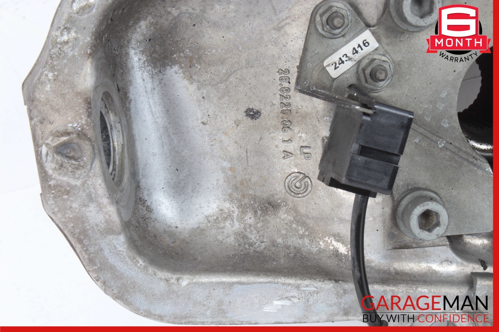 03-10 Maserati Quattroporte M139 Front Right Wheel Spindle Knuckle Hub Bearing