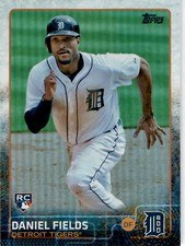 2015 Topps Update #US99 Daniel Fields Rainbow Foil