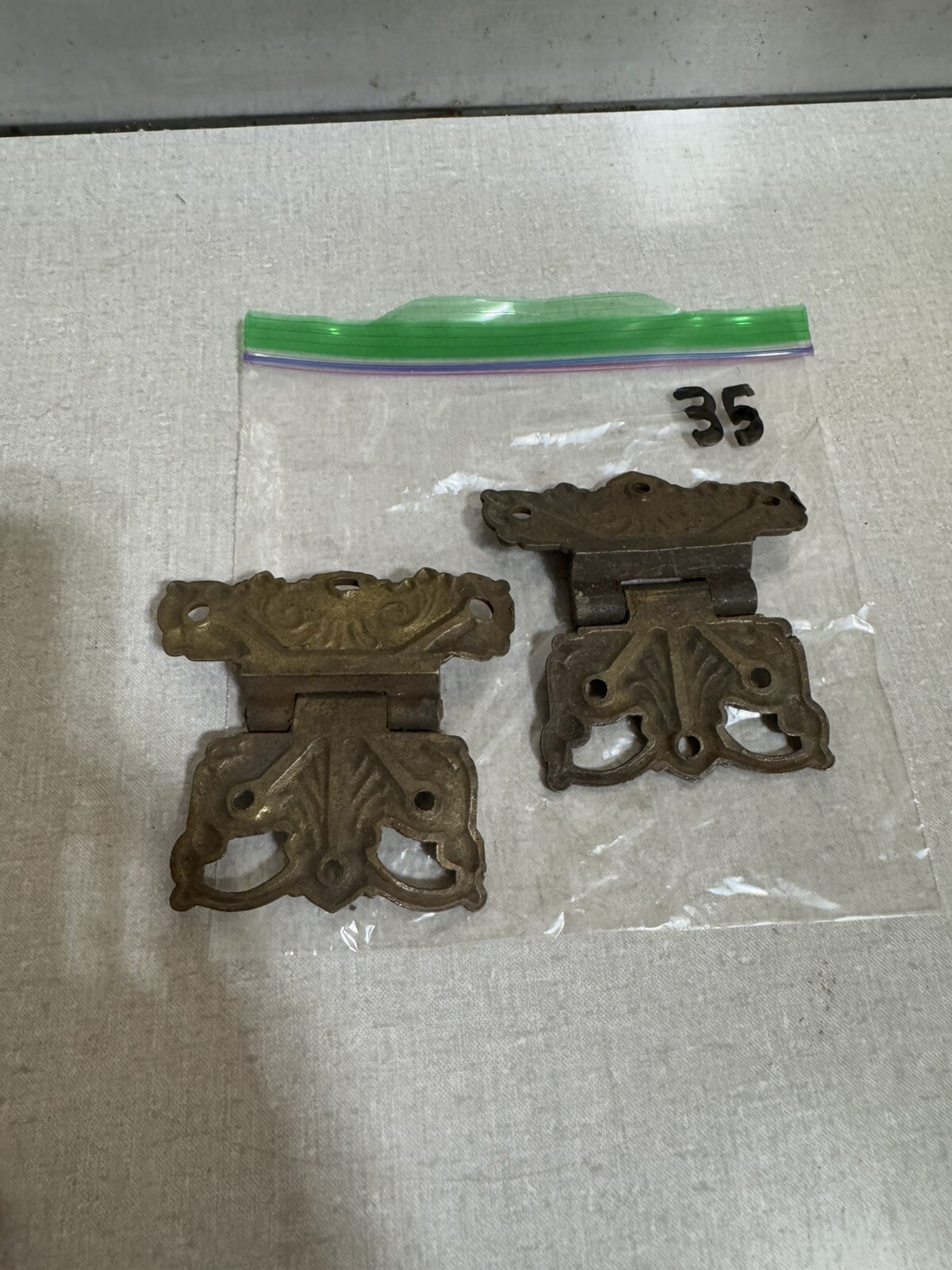 Picture 2 of 4