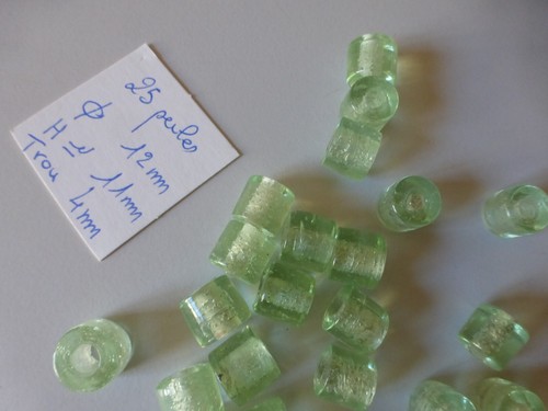 Lot de 25 grosses perles tubes de verre anciennes vintage vert transparent - Picture 4 of 4