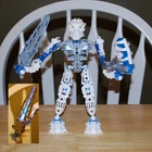 Lego Bionicle Toa Inika Matoro (8732) Complete with Light-Up Weapon
