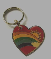 VINTAGE NEW OLD STOCK SWIB HEART RAINBOW METAL ENAMELED GOLD TONE KEYCHAIN