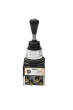 Allen-Bradley AB 800T-T4T8 Toggle Switch SER: T Type 4, 13 NEMA