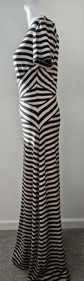 NWT BEIGE BY ECI NEW YORK BLACK & BEIGE STRIPE STRETCH MAXI DRESS SIZE M - Image 2 of 4