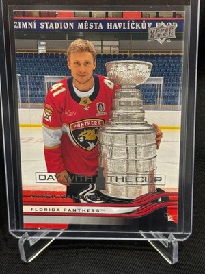 2025-26 Upper Deck Extended Series Vitek Vanecek Day With The Cup DC-20 SP