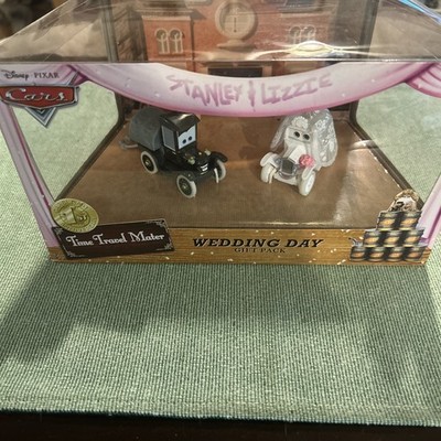 Disney Pixar Cars - TIME TRAVEL MATTER WEDDING DAY STANLEY LIZZIE - 1:55 Diecast