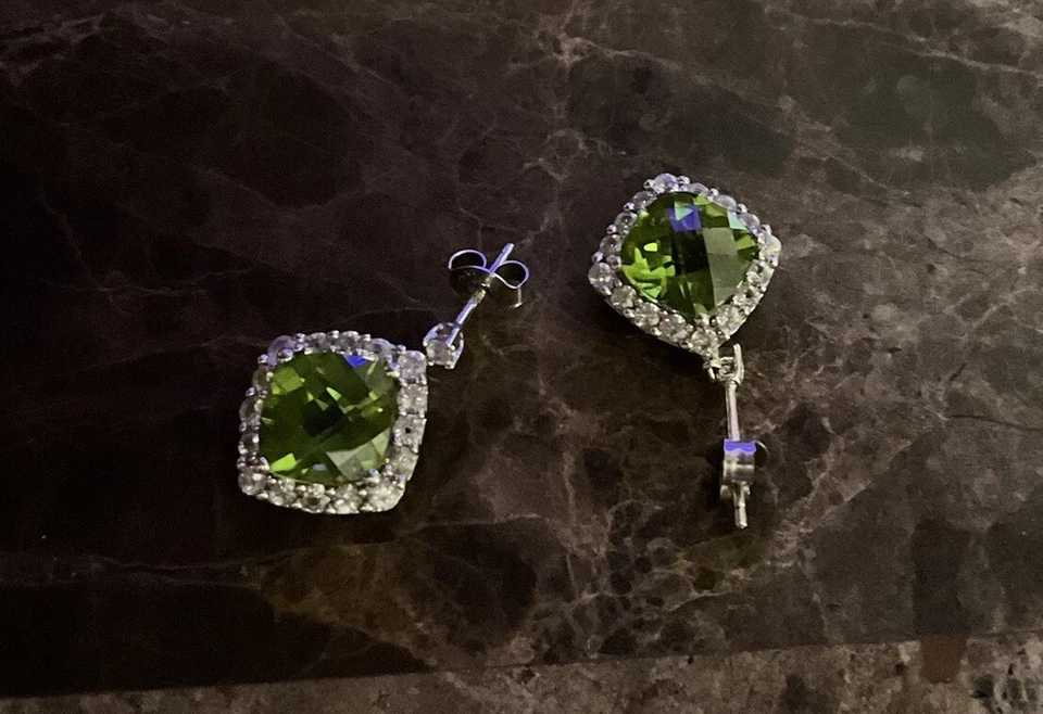 14K White Gold Peridot and Topaz Earrings - Image 4 of 4