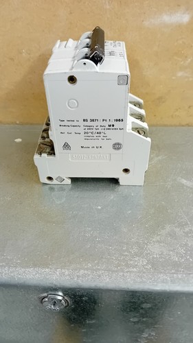 Wylex / Stotz HB315 - 15 Amp Type 2 - 3 phase / 3 pole mcb. - Picture 5 of 7