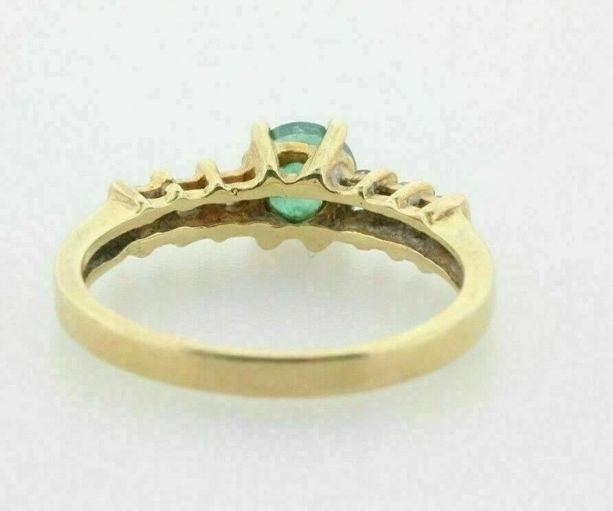 Anillo de compromiso nupcial de diamantes y esmeraldas naturales de 1,24 quilates de oro amarillo macizo de 14 K Foto 4 de 4