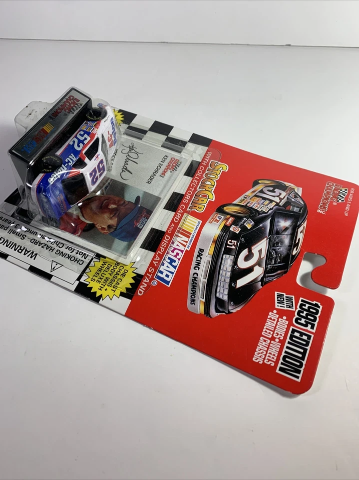 Vint. 1995 Racing Champions Stock Car + Collectors Card #51 Ken Schrader ACDelco - Image 4 of 4