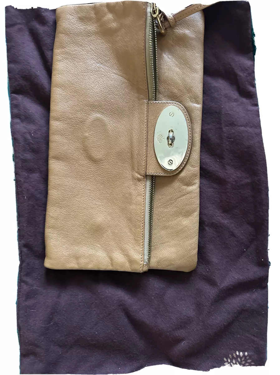 Mulberry tan clutch bag deals
