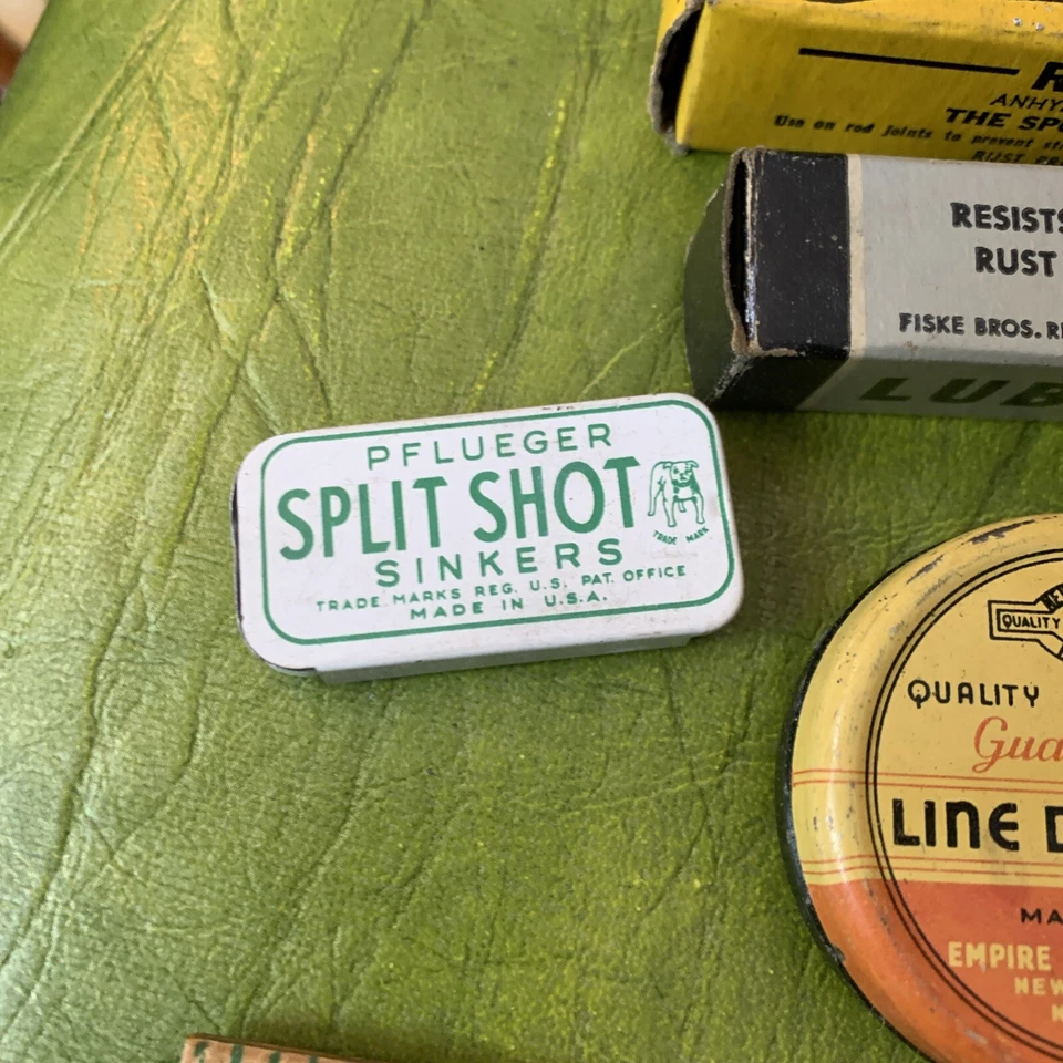 Vintage Fly Line Dressing, Cleaning, Reel Oil Pflueger Bulldog Sinker Tins - Image 3 of 4